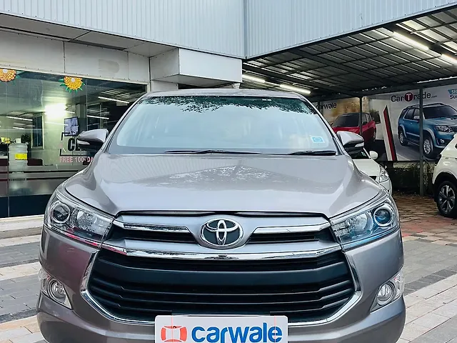 Used 2017 Toyota Innova Crysta in Kollam