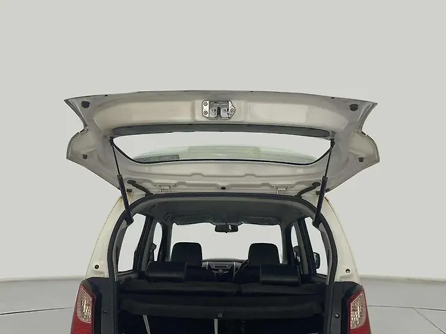 Used Maruti Suzuki Wagon R 1.0 [2014-2019] VXI in Ahmedabad