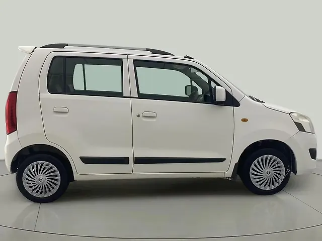 Used Maruti Suzuki Wagon R 1.0 [2014-2019] VXI in Ahmedabad