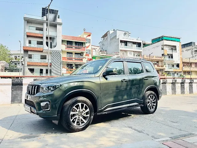 Used Mahindra Scorpio N Z8 Petrol AT 7 STR [2023-2024] in Delhi