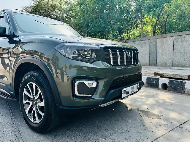 Used Mahindra Scorpio N Z8 Petrol AT 7 STR [2023-2024] in Delhi