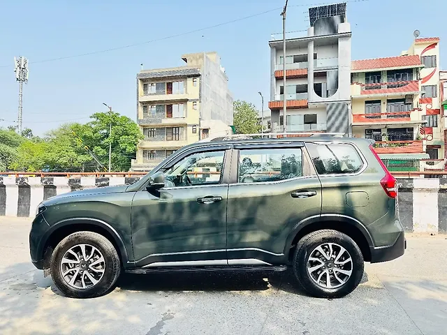 Used Mahindra Scorpio N Z8 Petrol AT 7 STR [2023-2024] in Delhi