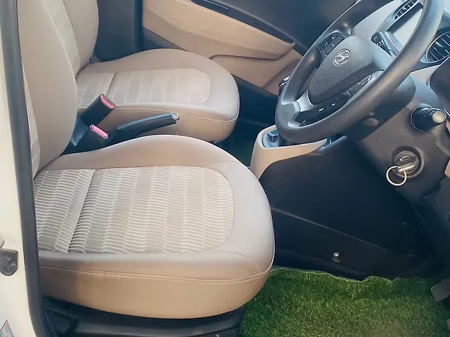 Used Hyundai Xcent [2014-2017] SX 1.1 CRDi in Lucknow