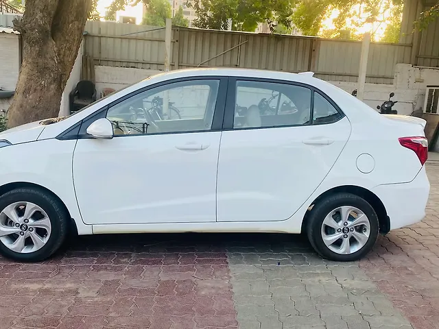 Used Hyundai Xcent [2014-2017] SX 1.1 CRDi in Lucknow