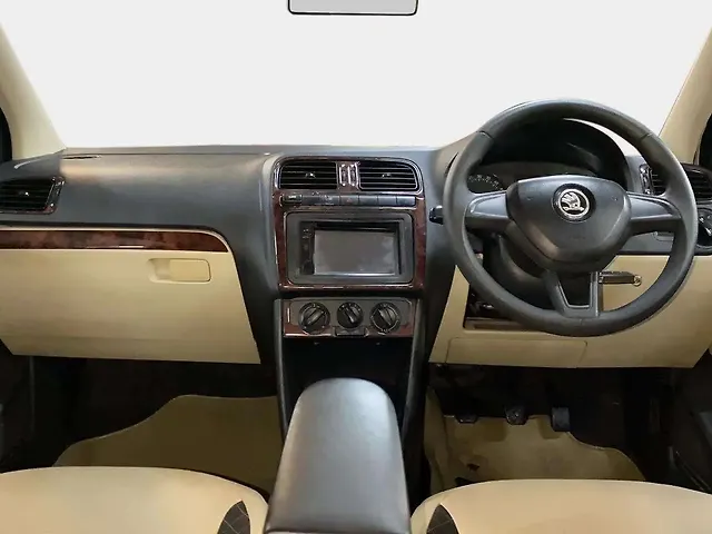 Used Skoda Rapid Ambition 1.5 TDI in Chandigarh