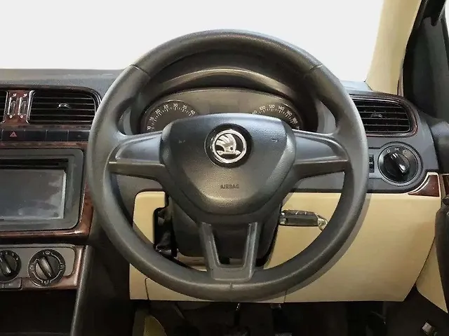Used Skoda Rapid Ambition 1.5 TDI in Chandigarh