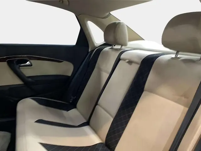 Used Skoda Rapid Ambition 1.5 TDI in Chandigarh