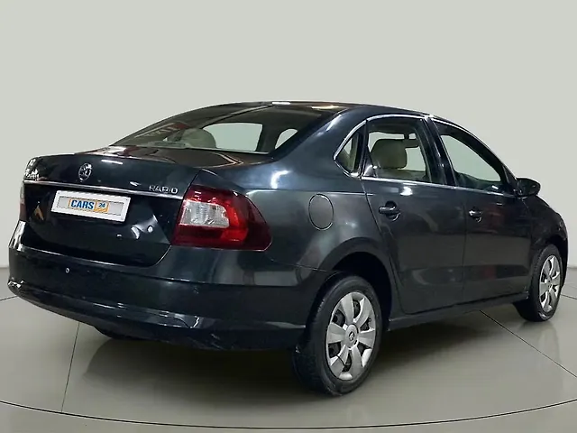 Used Skoda Rapid Ambition 1.5 TDI in Chandigarh