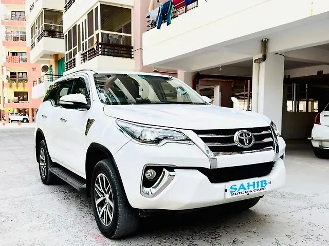 Used Toyota Fortuner [2016-2021] 2.8 4x4 AT [2016-2020] in Agra