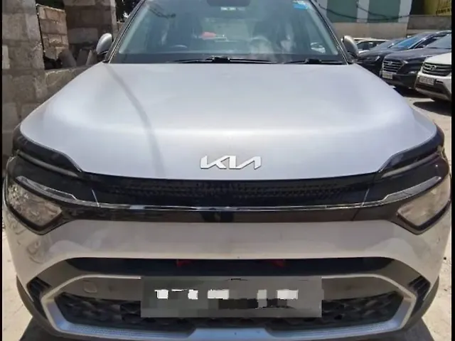 Used 2022 Kia Carens in Bangalore