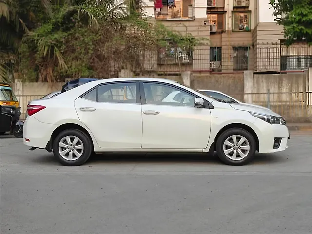 Used Toyota Corolla Altis [2014-2017] G AT Petrol in Mumbai