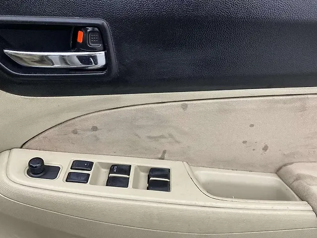 Used Maruti Suzuki Dzire [2017-2020] VXi AMT in Hyderabad