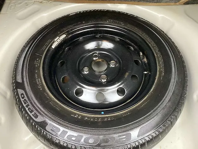 Used Maruti Suzuki Dzire [2017-2020] VXi AMT in Hyderabad