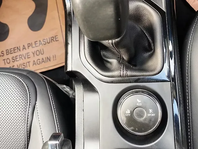 Used Tata Nexon Fearless Plus (S) 1.5 Diesel 6MT Dual Tone [2023-2025] in Mumbai