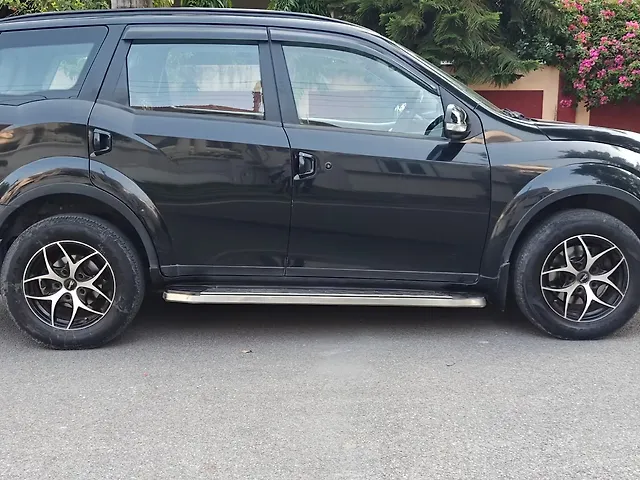 Used Mahindra XUV500 W7 [2018-2020] in Dehradun