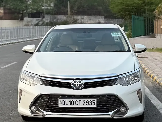 Used 2016 Toyota Camry in Delhi