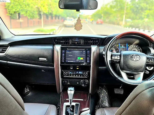 Used Toyota Fortuner [2016-2021] 2.8 4x4 AT in Delhi