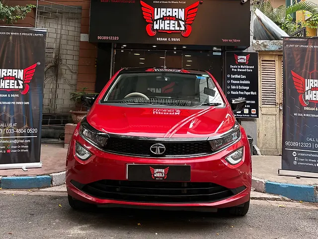 Used 2022 Tata Altroz in Kolkata