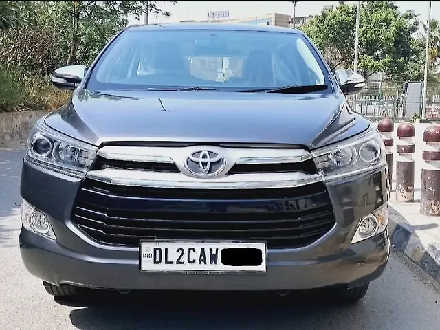 Used 2017 Toyota Innova Crysta in Delhi