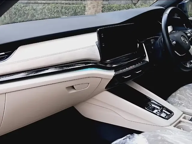 Used Skoda Octavia Style 2.0 in Delhi