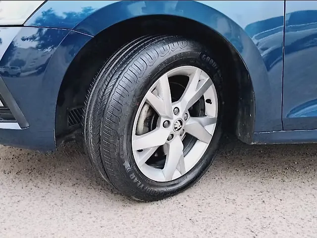 Used Skoda Octavia Style 2.0 in Delhi