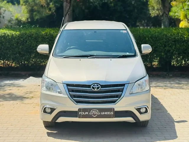 Used 2014 Toyota Innova in Bangalore