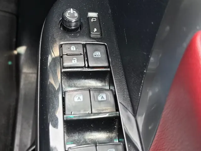 Used Toyota Fortuner Legender 2.8 4X2 AT in Chandigarh