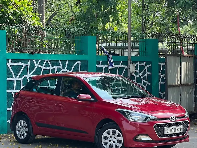 Used Hyundai Elite i20 [2016-2017] Sportz 1.4 CRDI [2016-2017] in Surat