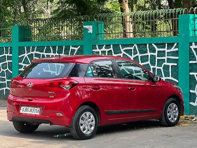 Used Hyundai Elite i20 [2016-2017] Sportz 1.4 CRDI [2016-2017] in Surat