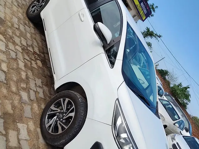 Used Toyota Innova Crysta [2016-2020] 2.4 G 7 STR [2016-2017] in Ludhiana