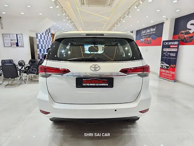 Used Toyota Fortuner [2016-2021] 2.8 4x2 MT [2016-2020] in Kanpur