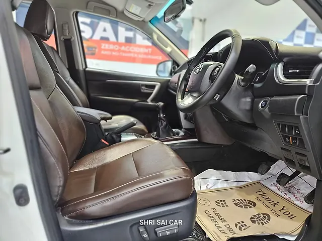 Used Toyota Fortuner [2016-2021] 2.8 4x2 MT [2016-2020] in Kanpur