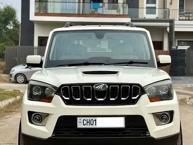 Used 2015 Mahindra Scorpio in Mohali