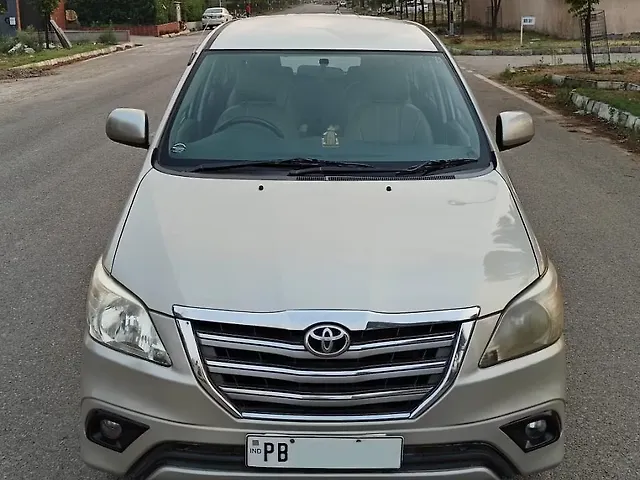 Used 2015 Toyota Innova in Mohali