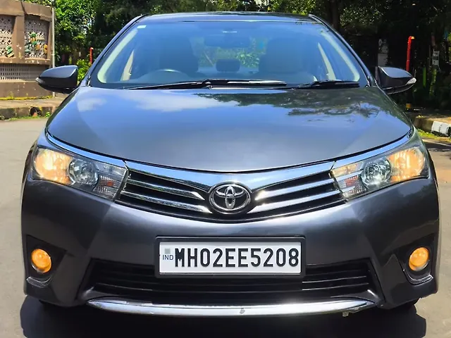 Used 2016 Toyota Corolla Altis in Mumbai
