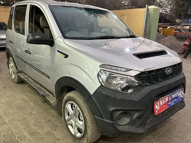 Used Mahindra NuvoSport N4 Plus in Kanpur