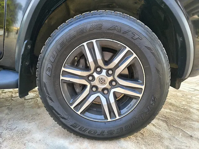 Used Toyota Fortuner [2016-2021] 2.8 4x2 MT [2016-2020] in Kanpur