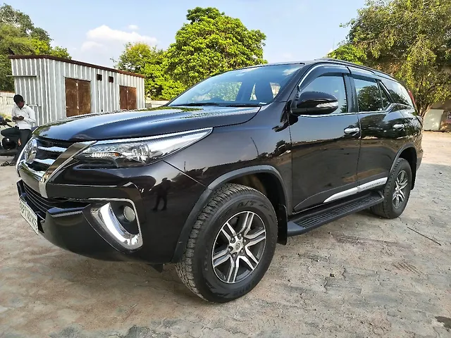 Used Toyota Fortuner [2016-2021] 2.8 4x2 MT [2016-2020] in Kanpur
