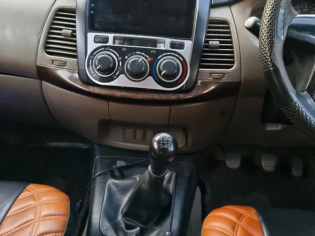 Used Toyota Innova [2015-2016] 2.5 G BS IV 8 STR in Kanpur