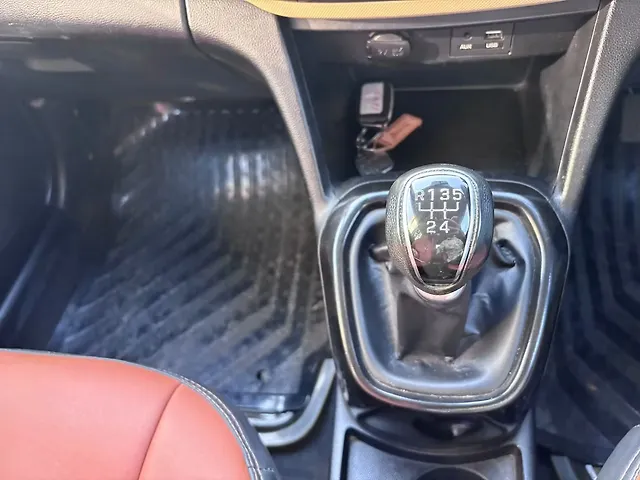 Used Hyundai Grand i10 Asta U2 1.2 CRDi in Mumbai