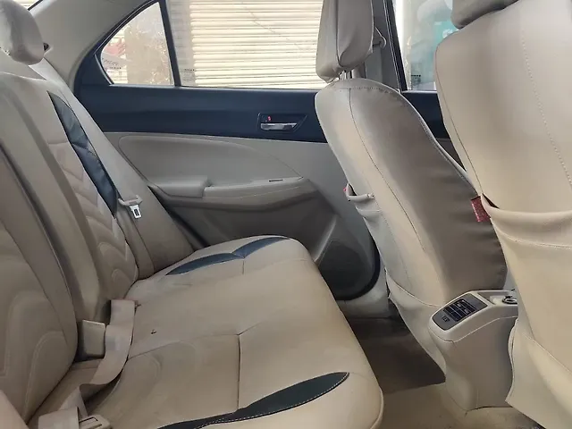 Used Maruti Suzuki Dzire [2017-2020] VXi AMT in Hyderabad