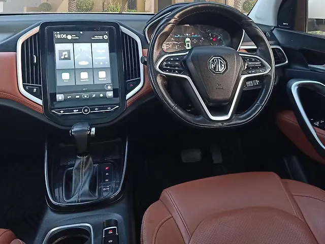 Used MG Hector Plus [2020-2023] Sharp 1.5 Petrol Turbo CVT 6-STR in Delhi