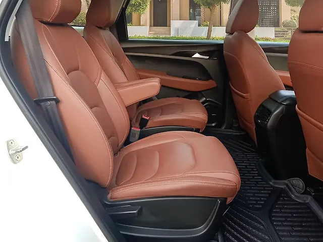 Used MG Hector Plus [2020-2023] Sharp 1.5 Petrol Turbo CVT 6-STR in Delhi