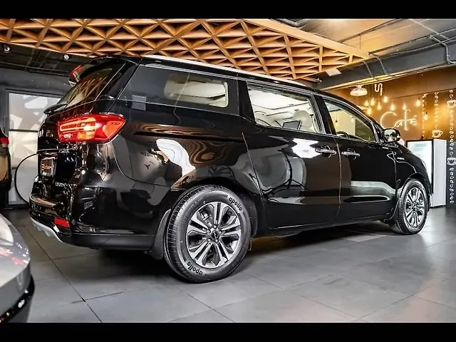 Used Kia Carnival [2020-2023] Limousine Plus 7 STR in Delhi