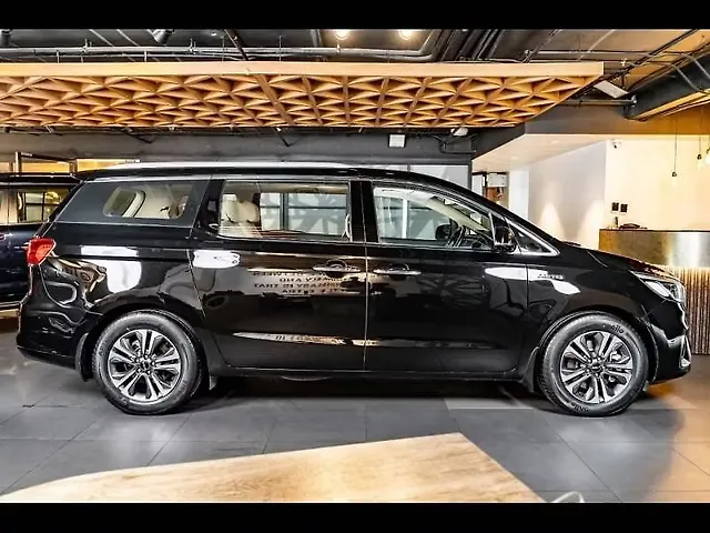 Used Kia Carnival [2020-2023] Limousine Plus 7 STR in Delhi