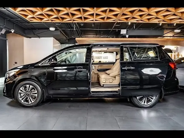 Used Kia Carnival [2020-2023] Limousine Plus 7 STR in Delhi