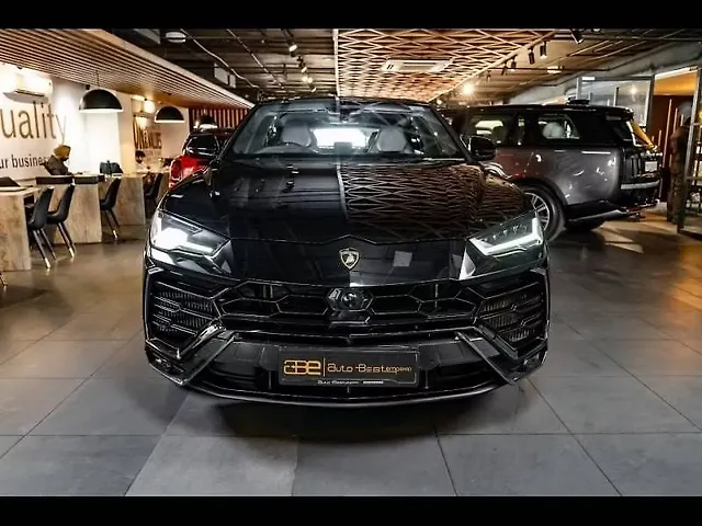 Used 2022 Lamborghini Urus in Delhi