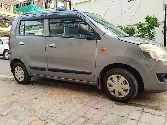 Used Maruti Suzuki Wagon R 1.0 [2014-2019] LXI in Kanpur