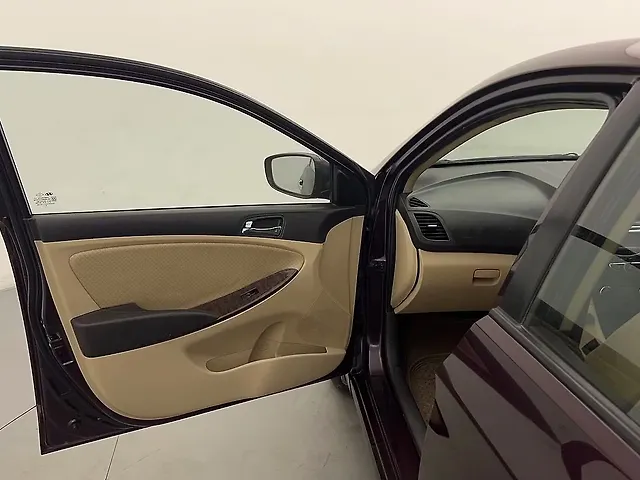 Used Hyundai Verna [2011-2015] Fluidic 1.6 VTVT SX Opt in Ghaziabad