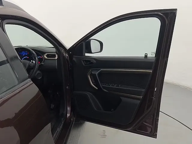 Used Renault Kiger [2022-2023] RXT (O) MT in Delhi